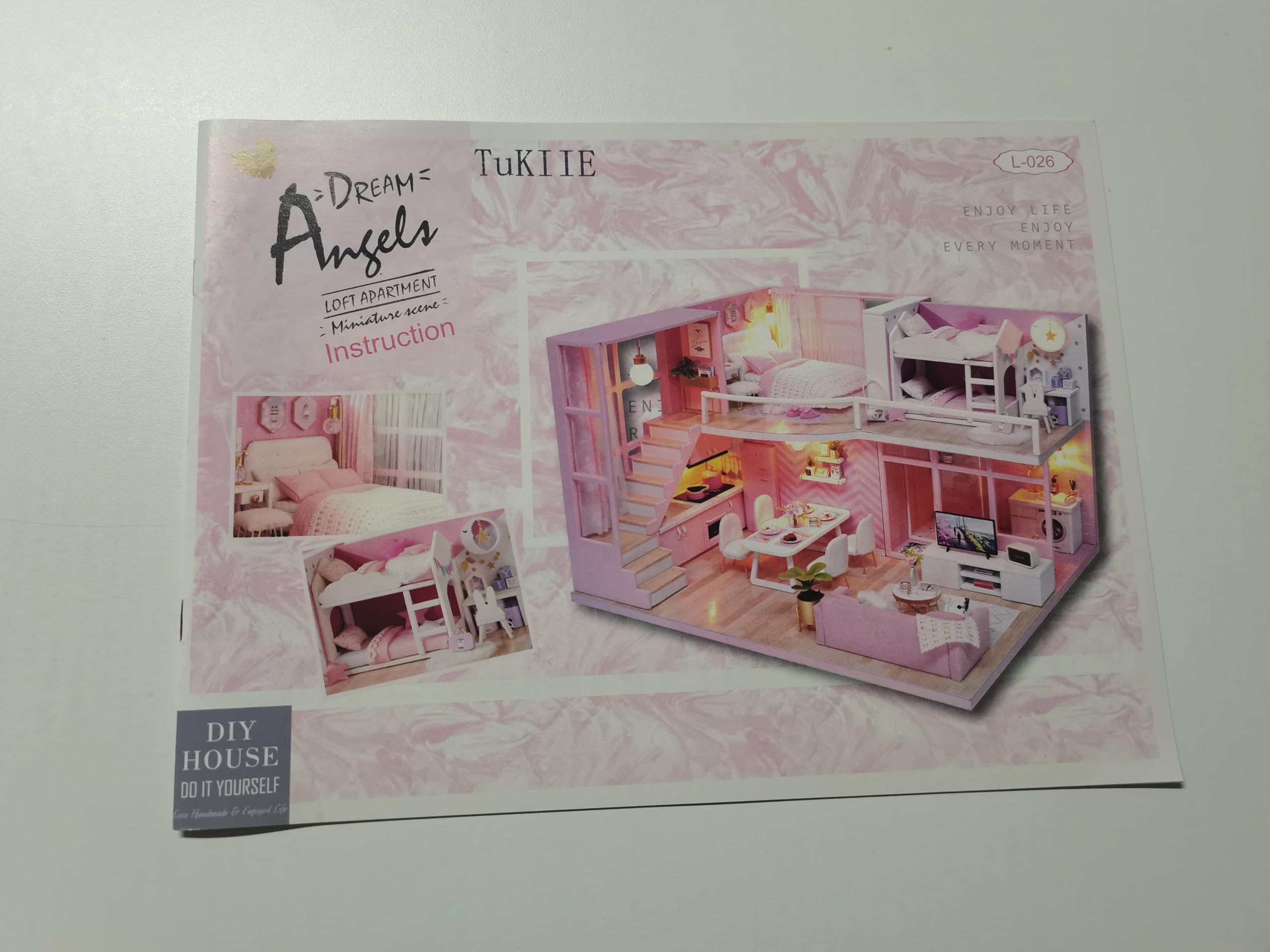 Amazon.com: TuKIIE DIY Miniature Dollhouse Kit with Furniture, 1
